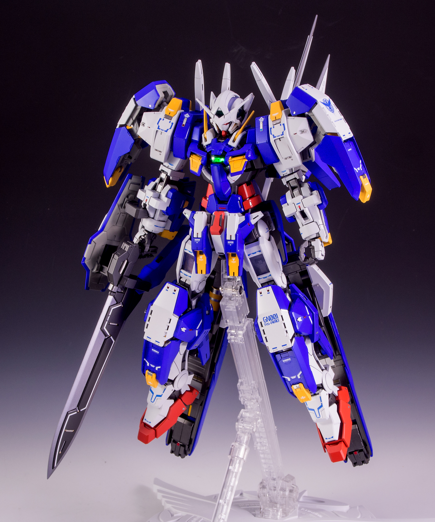 ガンダムアヴァランチエクシアダッシュ MG 塗装済み 【売れ筋】 - 模型 